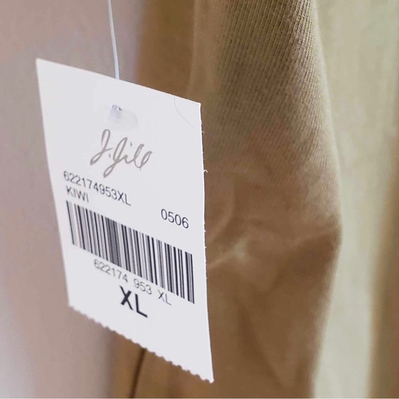 NWT J. Jill crossover sleeveless tank top size XL - Picture 3 of 6